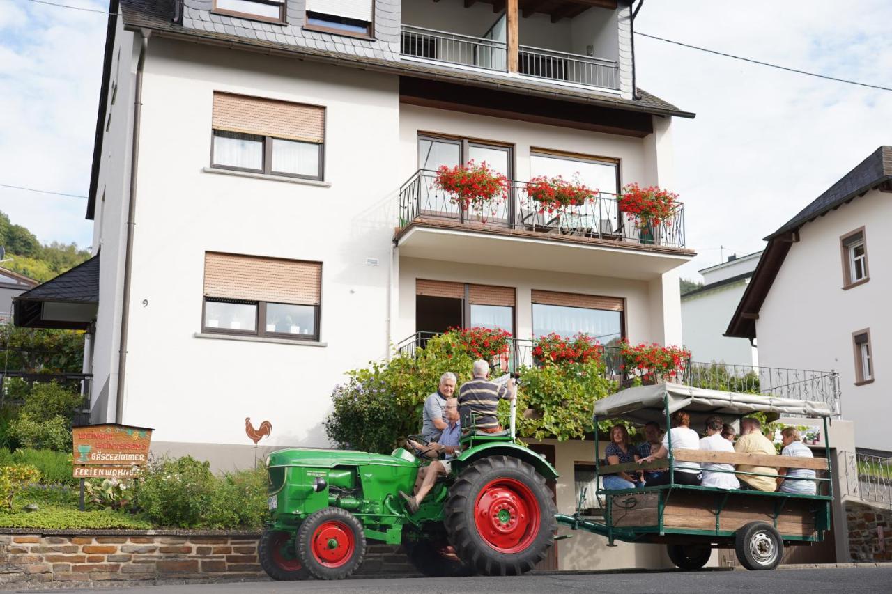 Ferienweingut Hirschen Schulstrasse Bed & Breakfast Burg  Exterior foto
