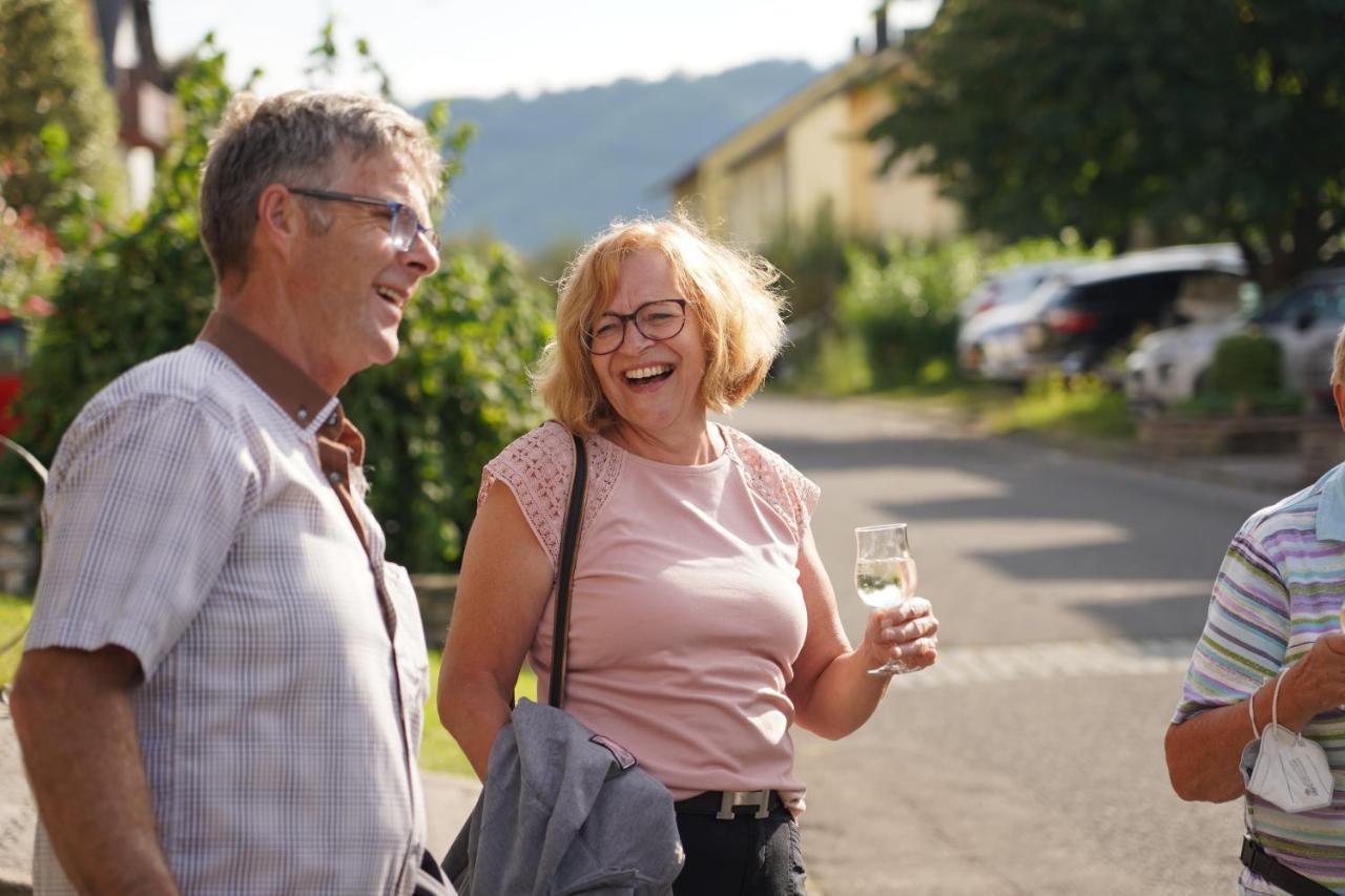 Ferienweingut Hirschen Schulstrasse Bed & Breakfast Burg  Exterior foto
