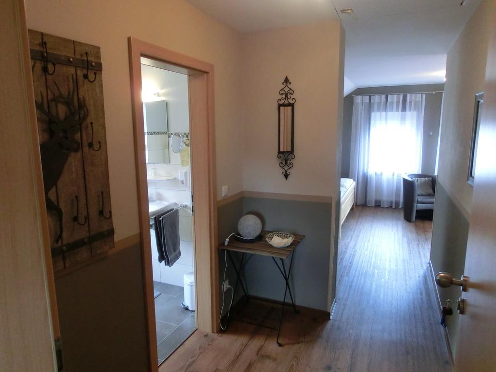Ferienweingut Hirschen Schulstrasse Bed & Breakfast Burg  Cameră foto