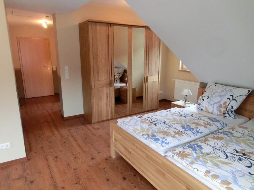 Ferienweingut Hirschen Schulstrasse Bed & Breakfast Burg  Cameră foto